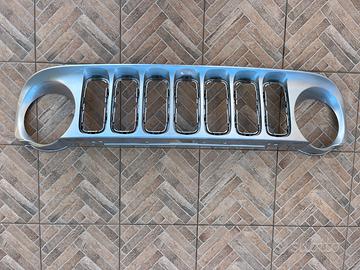 GRIGLIA ANTERIORE JEEP RENEGADE SILVER