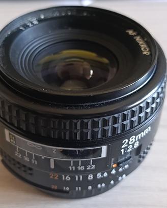 nikkor nikon 28mm f2,8 af
