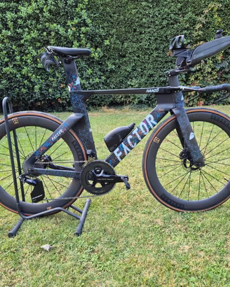 FACTOR HANZO - Dura Ace w/ Power Meter 2023