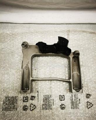 TELAIO SUPPORTO PIASTRA CENTRALE CON STAFFA DI MON