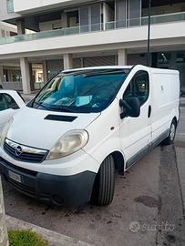 Opel vivaro 2.0 cdi