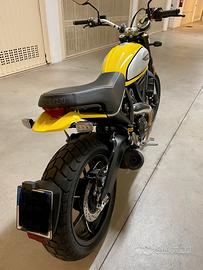 Ducati Scrambler Icon 800