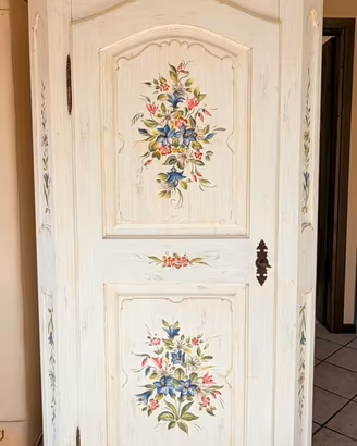 Armadio decorato