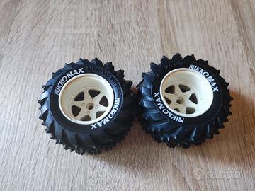 Nikko Dictator Jr III ruote