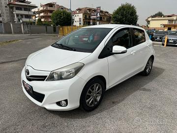 TOYOTA YARIS 1.0BENZINA 69CV LOUNGE 130MILAKM EURO