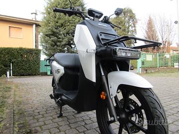 Scooter elettrico da lavoro