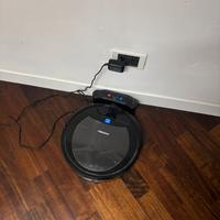 Robot aspiratore