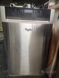 lavastoviglie whirlpool