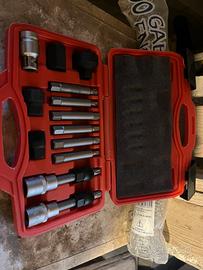 Attrezzatura x puleggie alternatore auto