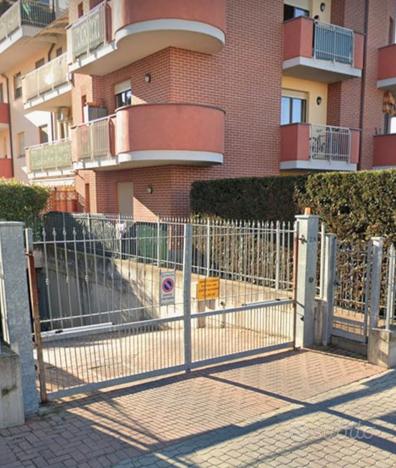 PRIVATO BOX garage