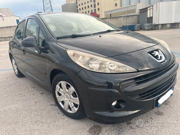 Peugeot 207 1.4 HDi 70CV 5p. X Line Mix