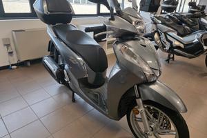Honda SH 300 i