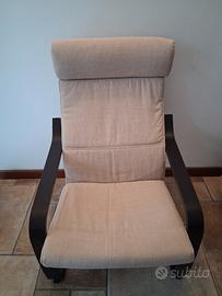 Poltrona ikea Poang con sgabello e cuscini 