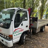 Camion gru Isuzu