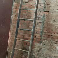 SCALA A PIOLI IN LEGNO 