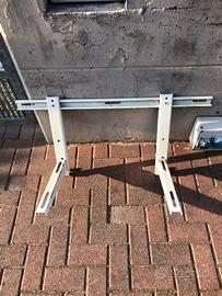 Staffe climatizzatore