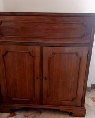 Credenza in Legno Massello con Ante e Cassetto