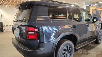 toyota land cruiser marzo 2025