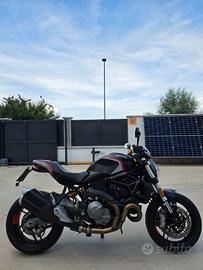 Ducati monster 821 Stealth