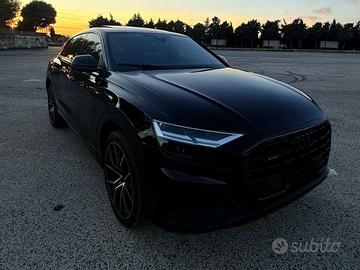AUDI Q8 50 TDI QUATTRO S-LINE