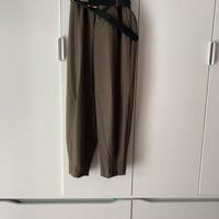 Pantaloni Zara simil cargo con cintura inclusa