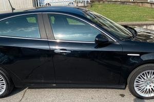 Alfa Romeo Giulietta 1.6 Diesel 105cv DISTIN 2015