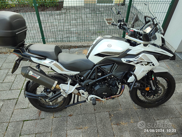 Benelli TRK 502 x