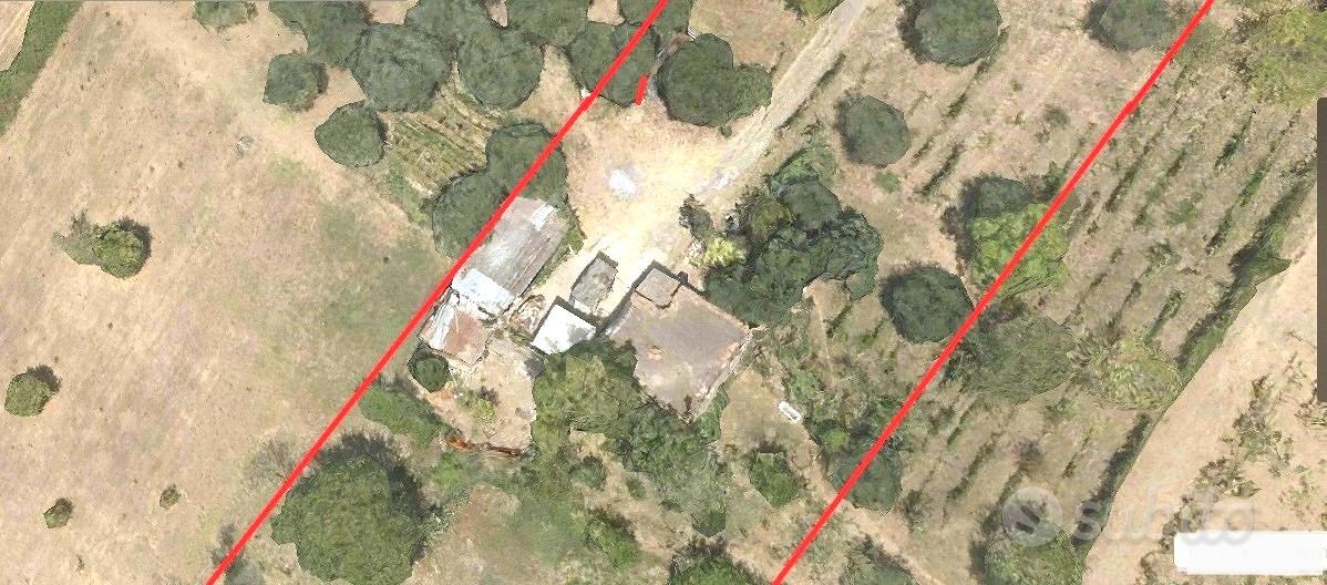 Terreno 4000 mq con rudere Fonte nuova/Molette - Vista 2