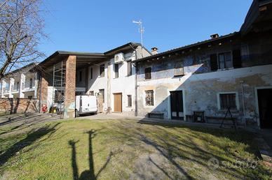 CASA INDIPENDENTE A SALVIROLA