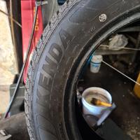 Pneumatici 4 stagioni