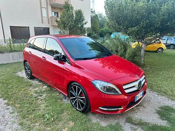 MERCEDES CLASSE B200d AUTOMATIC PREMIUM