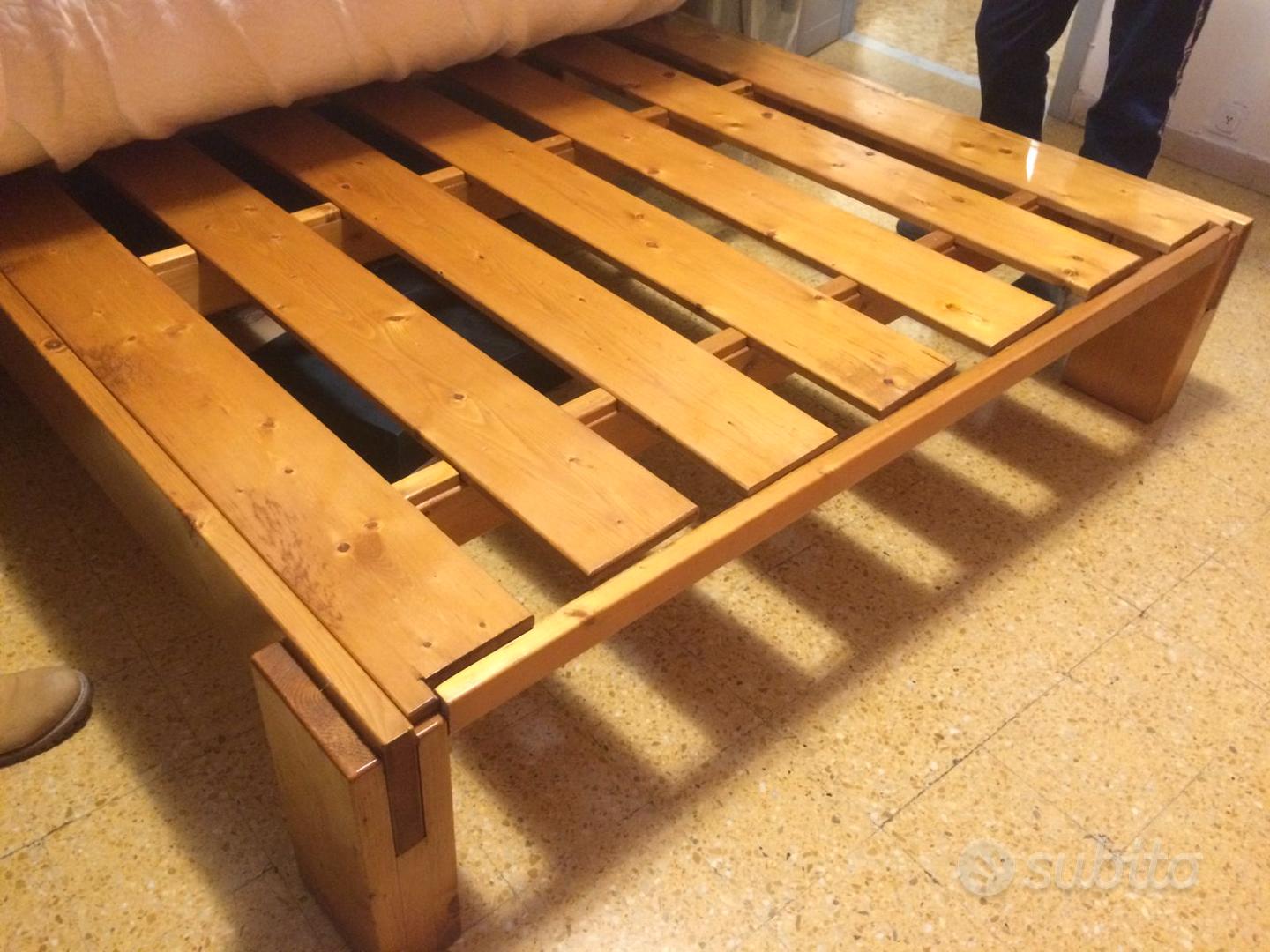 Letto in Legno Massello - Testiera ad Incastro