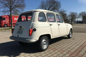 Renault 4