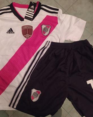 Kit River Plate (Bambino)