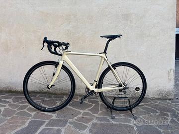 bici GIODA artigianale groupset: campagnolo VELOCE