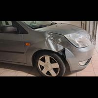 Ford fiesta 2004 , usata