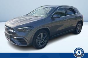 Mercedes-Benz GLA 250 E PLUG-IN HYBRID AUTOMA...