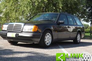 MERCEDES-BENZ 250 TD Turbo in discrete condizio