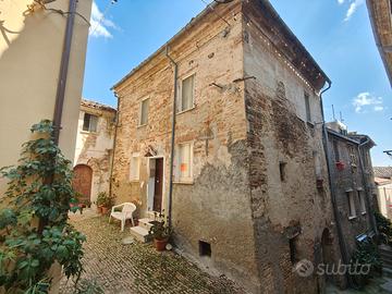 Casa indipendente nel borgo storico di PENNE