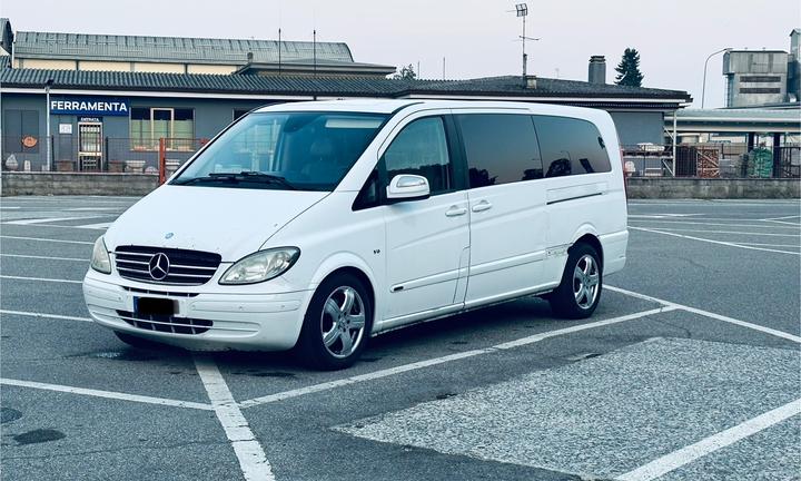 Mercedes Viano 9 posti
