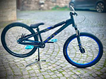 Bici da dirt 24” Scott Voltage