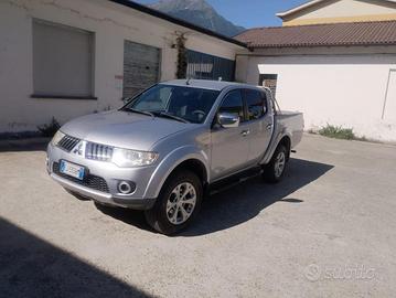 MITSUBISHI L200 2.5 DI-D/178CV 4X4