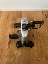 Mini cyclette pedaliera anziani riabilitazione