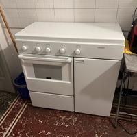 Cucina a gas con forno