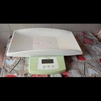 bilancia digitale neonati 