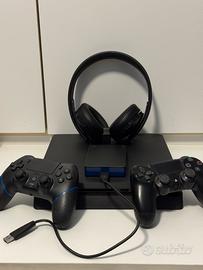 PS4 Slim 500 GB + Accessori