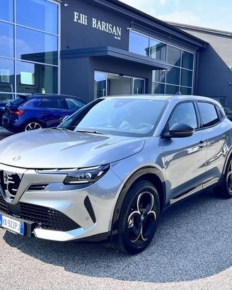 Alfa Romeo Junior 1.2 ibrida Q4 Intensa 145cv...