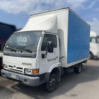 NISSAN CABSTAR CON SPONDA 110