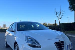 Alfa Romeo Giulietta 1.6 JTDm-2 105 CV Exclusive