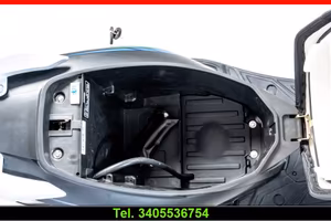 F17+ DOVE + STA PER DOPPIA BATTERIA - L1e 50cc